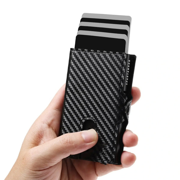 SPARTANHUB Slim Wallet – RFID-blockierendes Carbon-Kartenetui mit Pop-Up Mechanismus