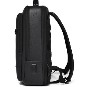 Seitenansicht des Slim Pack Rucksacks von SPARTANHUB – schwarzer Herren-Rucksack mit USB-Anschluss, gepolsterten Trägern und schlanker Silhouette.