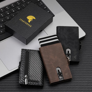 SPARTANHUB Slim Wallet – RFID-Schutz, Leder & Carbon, Pop-Up Kartenetui